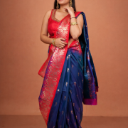 NILAAVU